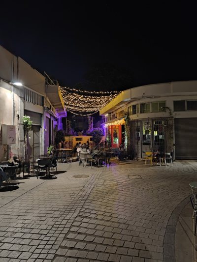 Palaia Pineza bar