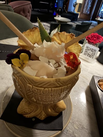 Selene Cocktail Bar