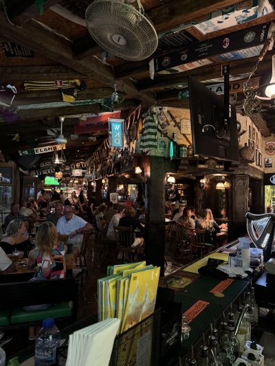 Paddy's Irish Bar