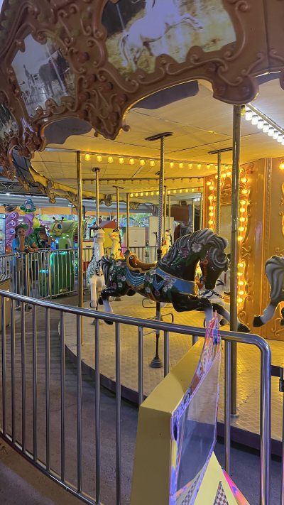 Hobos Amusement spot