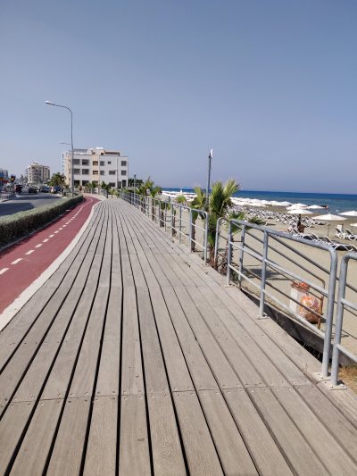Makenzy Beach (Λάρνακας)