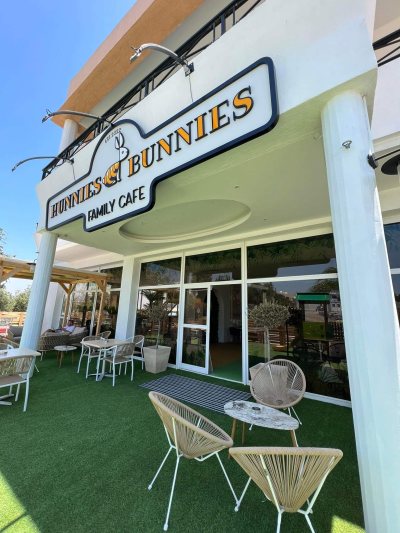 Hunnies & Bunnies cafe & playground