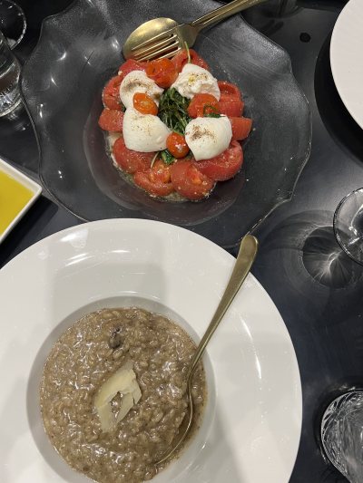 Savoy Music Restaurant