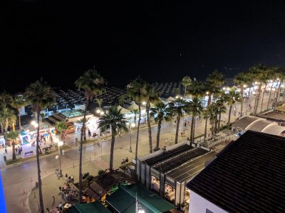Les Palmiers Beach Hotel