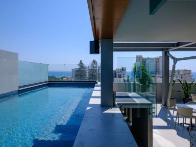 Mercure Larnaca Finikoudes Beach
