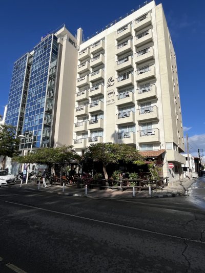 Pier Beach Hotel Apartments