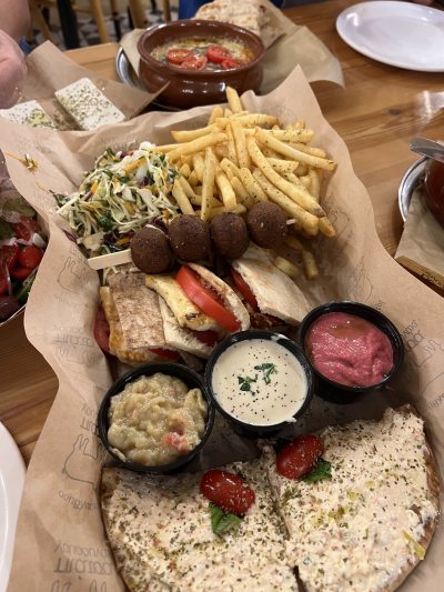 Piatsa Gourounaki Express