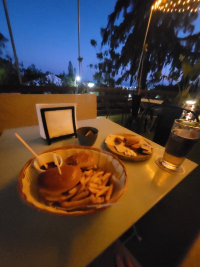Melina merkouri cafe