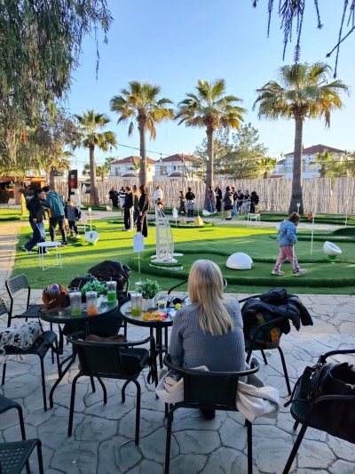 Putt Putt Mini Golf & Garden Bar