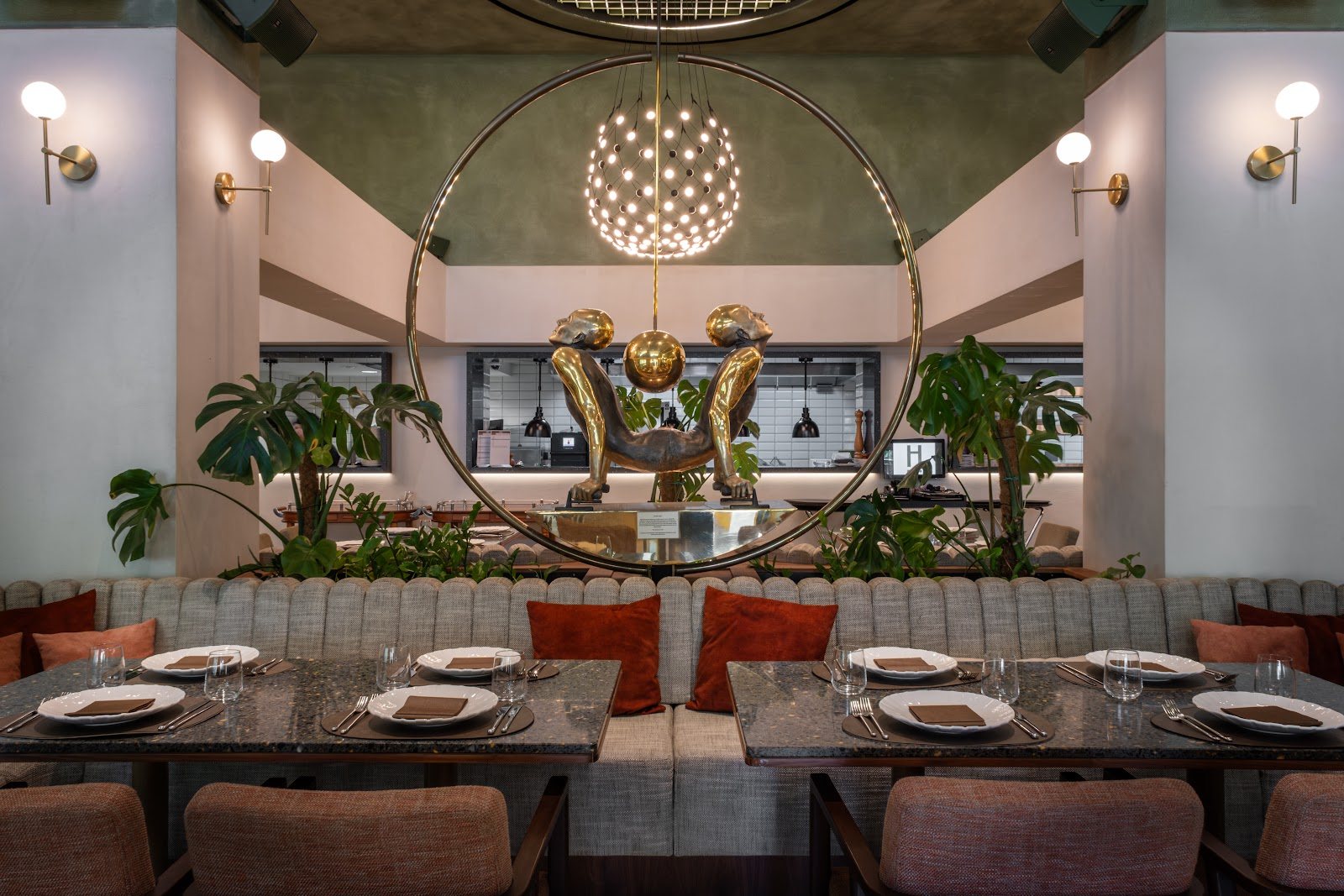 Henry's by Columbia