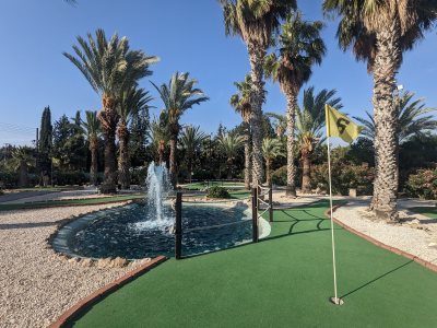 Island Cove Adventure Mini Golf