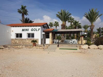 Island Cove Adventure Mini Golf