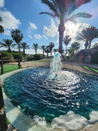 Island Cove Adventure Mini Golf