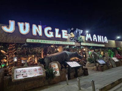 Jungle Mania Restaurant