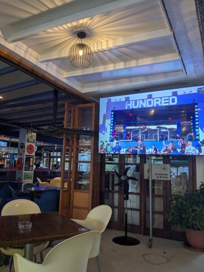 Teejay's Pub