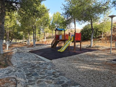 Polis playground