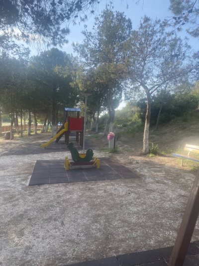 Polis playground