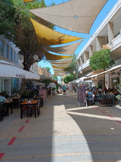 Kathodon Greek Restaurant & Coffee Shop