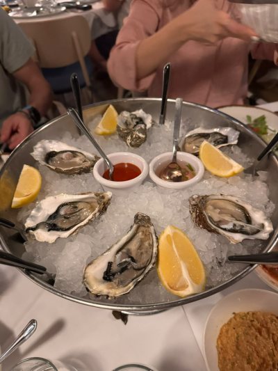 Pyxida Fish Tavern