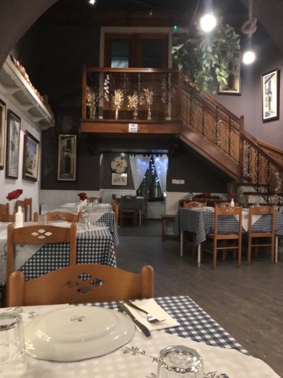 Plaka Tavern