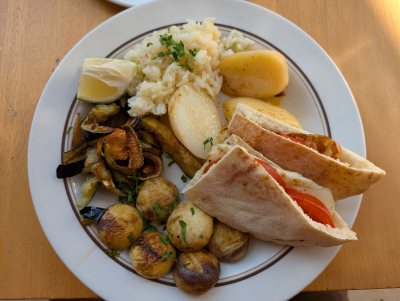 Zoumos Restaurant