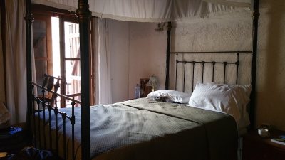 Linos Inn