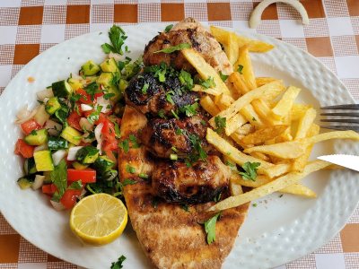 RIVER PARK Restaurant & Tavern