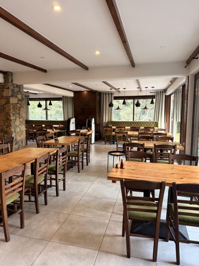 Makris Restaurant