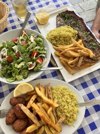 Taverna -Tsipouradiko, Ouzeri Agia Marina
