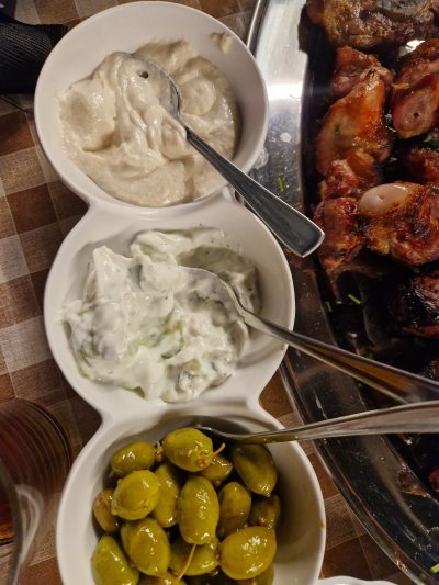 Ταβέρνα Κρεατομπερδέματα