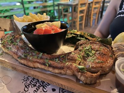HADJIGIANNIS PIZZA & GRILL & COFFEE CORNER LATSIA
