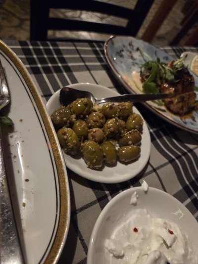 Costa's Koloni Tavern