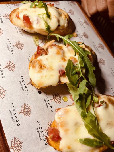 Ficardo Restaurant