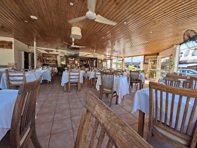 Romeos Tavern