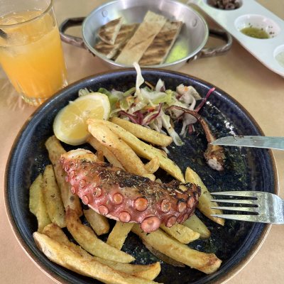Ithaki Garden Restaurant
