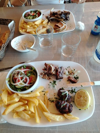 To Stekki Tou Panai