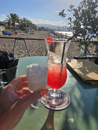 Island Beach Bar and Restaurant