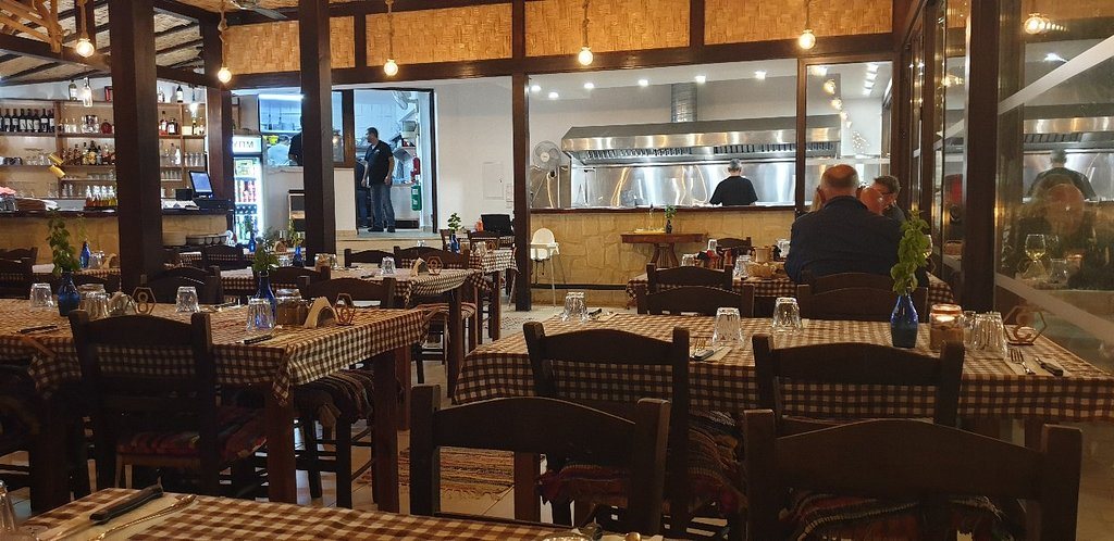 Parea Taverna