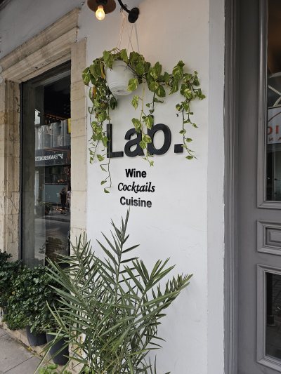 Lab Bar & Restaurant