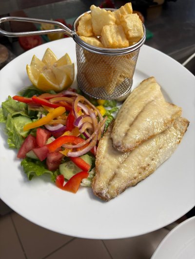 Sunset Breeze Restaurant & Lounge