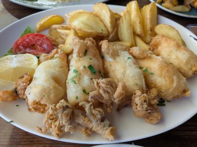 Arapis Coral Bay restaurant