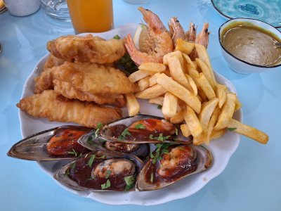 Santa Marina Fish & Chips & More