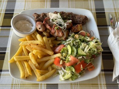 Aris lahmajoun