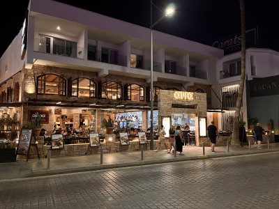 AVRA authentic cypriot kitchen