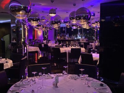 Glasshouse Lounge Restaurant