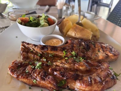 Dione Restaurant