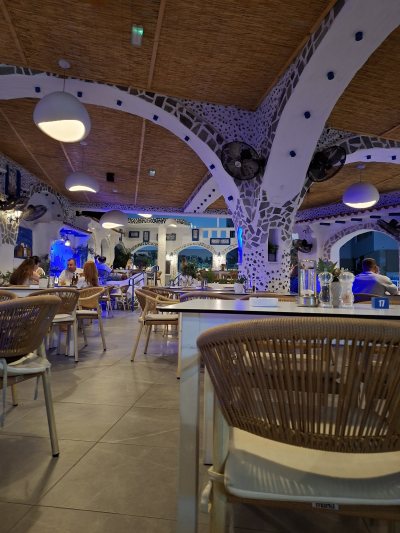 STAMNA TAVERN