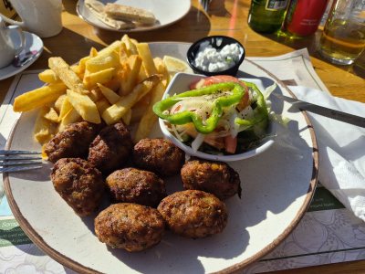 Yiasemi restaurant