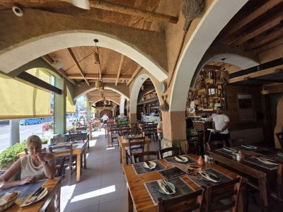 Farmers Traditional Tavern