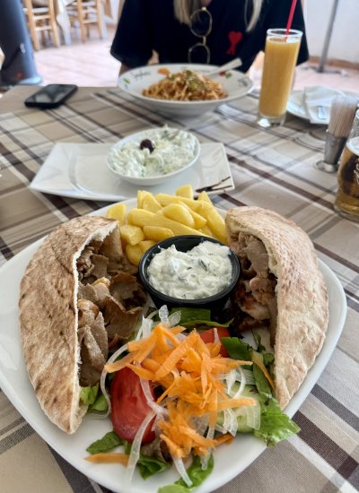 Acropolis Restaurant